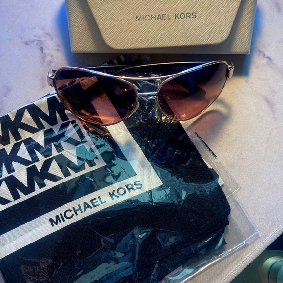 BUNDLE! Michael Kors Sunglasses and Silk Scarf - Picture 1 of 1